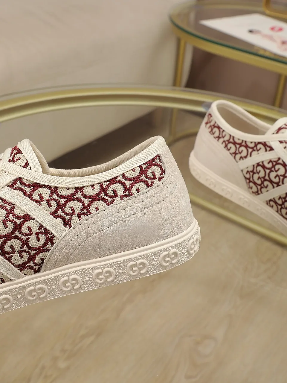 👟👟Ex-factory price 420👟👟 GUCCI~24 The latest double G embroidered low-cut lace-up fashion sneakers, originally developed, the fabric is exclusive double G fabric, the upper is perfectly matched with special craftsmanship, the lining is sheepskin, rubber outsole, size 35 to 40
